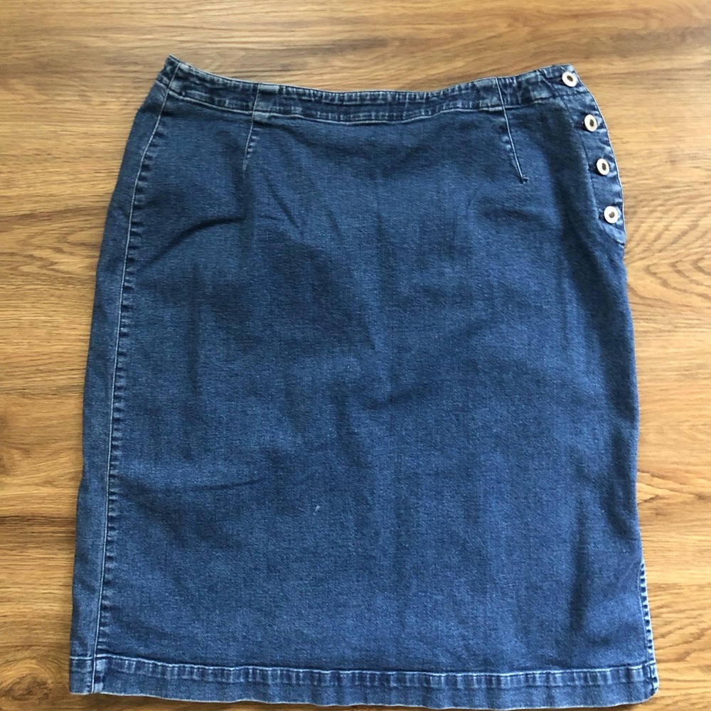 Liz Claiborne Dark Blue Pencil Skirt with Button Detail